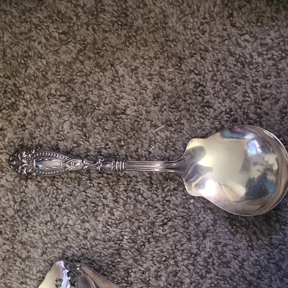 Vintage ornate serving fork and spoon electroplated with sterling handle 125.00 - Picture 3 of 3